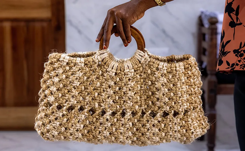 hand-bags-mama-jasiri-products